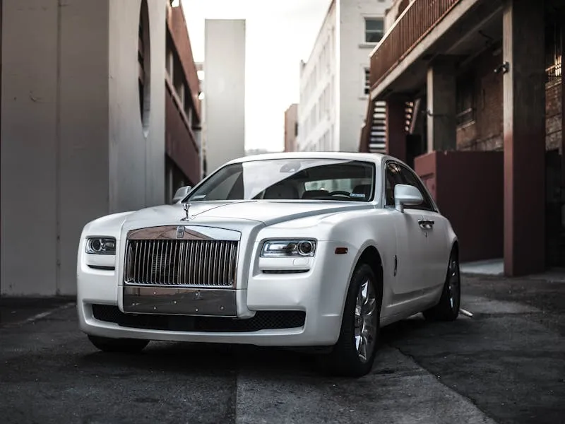 Rolls-Royce Ghost sedan rental Rolls-Royce Ghost sedan rental